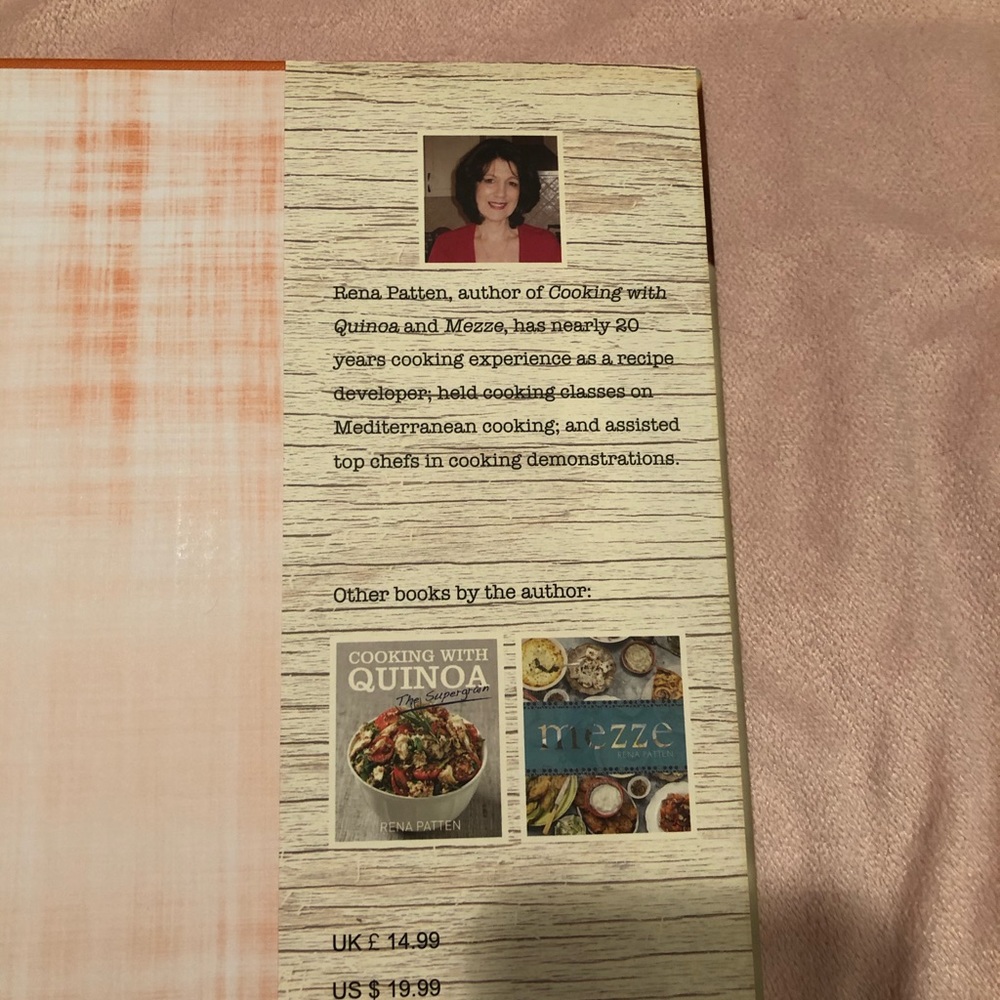 Lot of 2 Cookbooks - Picture 8 of 9